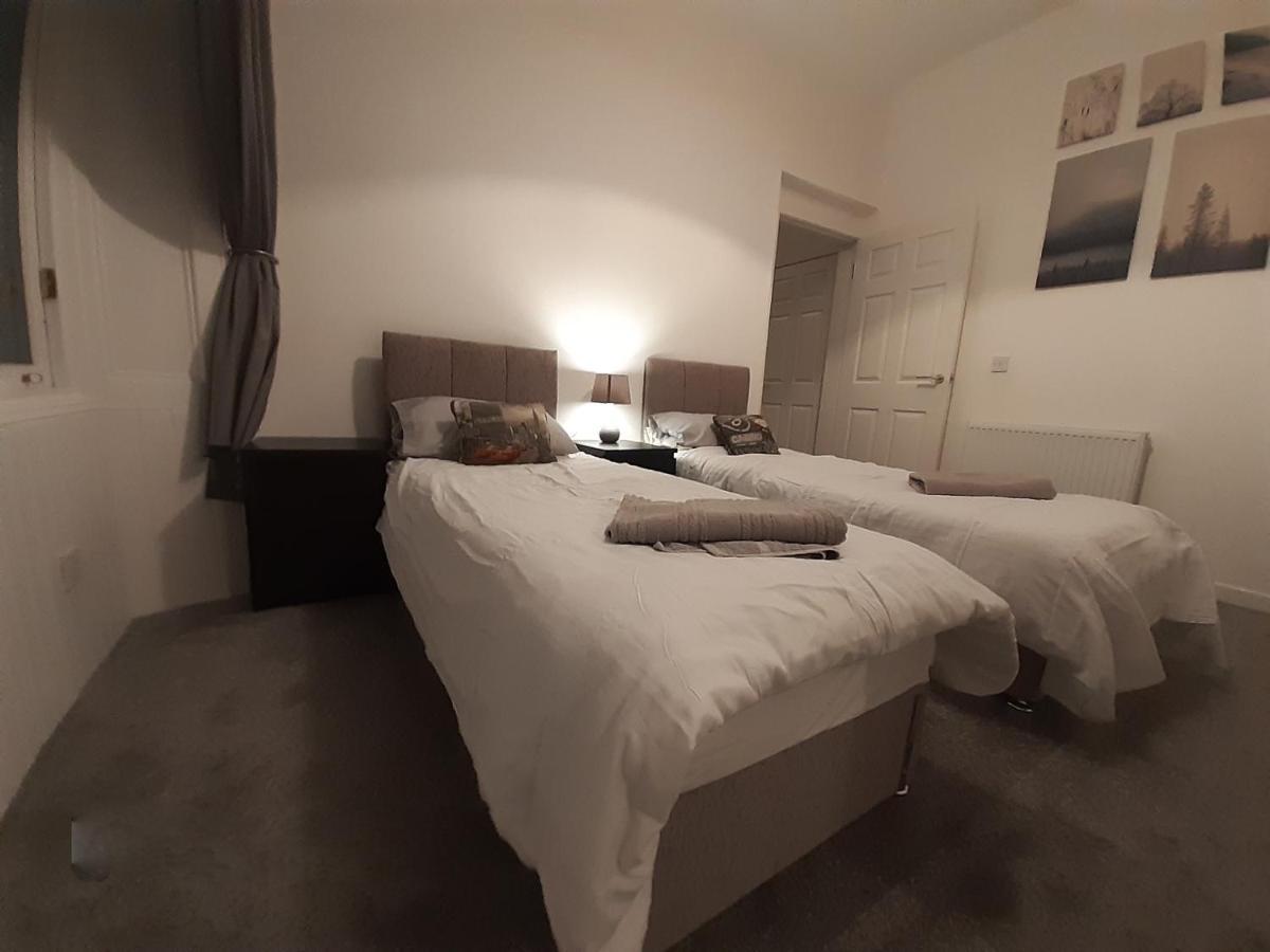 דירות דנפרמליין Carvetii - Edward House A - 2 Dbl Bed 1St Floor Flat מראה חיצוני תמונה